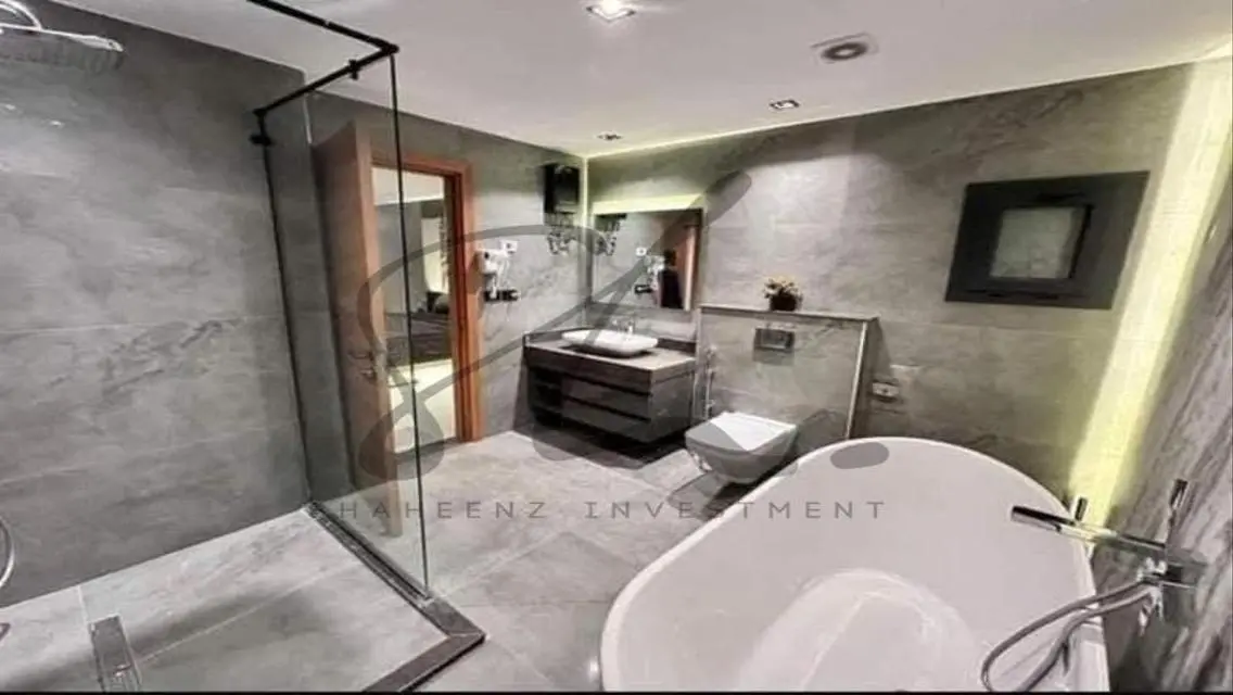 Luxury Apartment in Patio Town - 3 Bedrooms, 2 Bathrooms