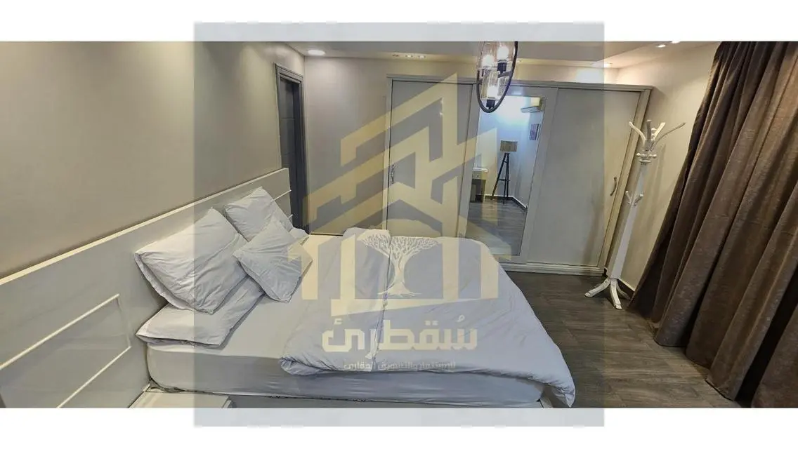 شقة فاخرة للبيع بمساحة 160 متر مربع بسعر 75000