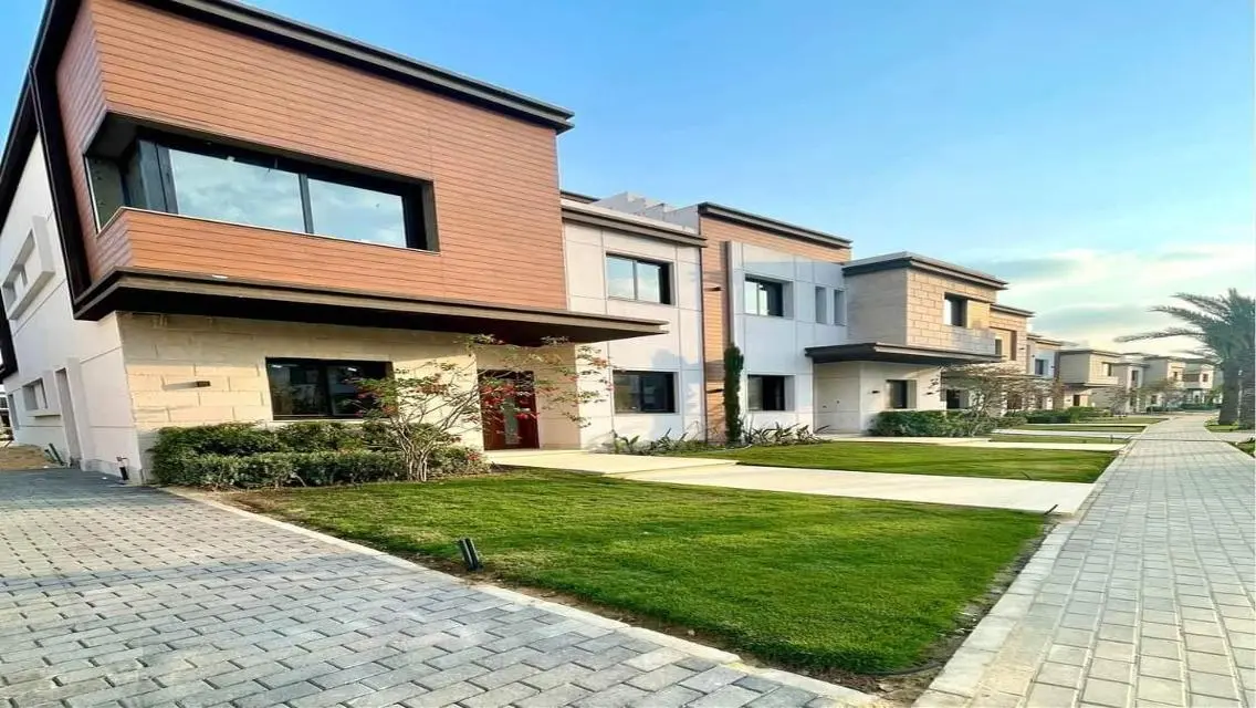 Luxury Villa for Sale with Private Garden and Stunning View