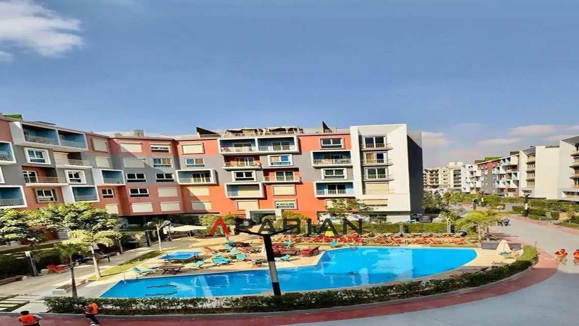 Luxury Apartment Overlooking the Lakes for Sale
