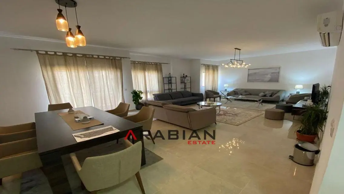 Luxury Apartment for Sale with Stunning Lake View