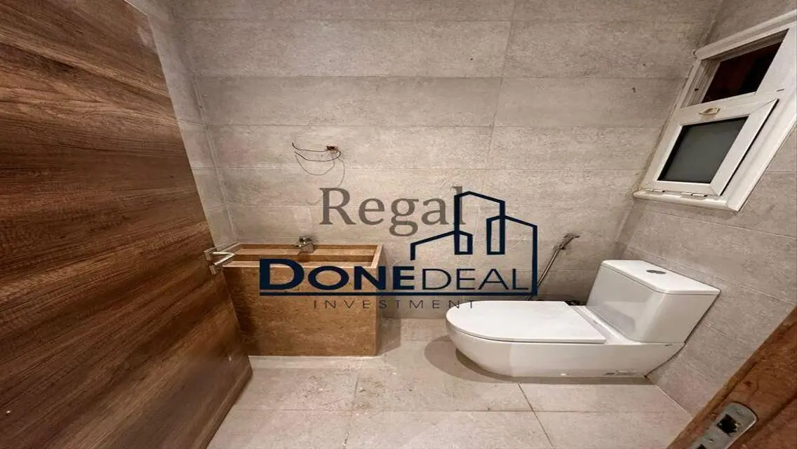 Stunning 260 m² Apartment for Sale in West Somid Pamiz