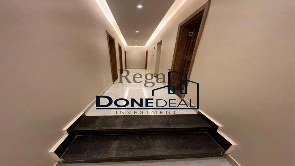 Stunning 260 m² Apartment for Sale in West Somid Pamiz