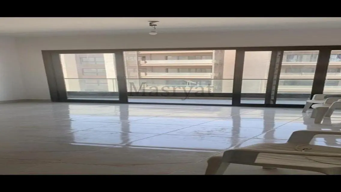 شقة مميزة للبيع - 135 متر