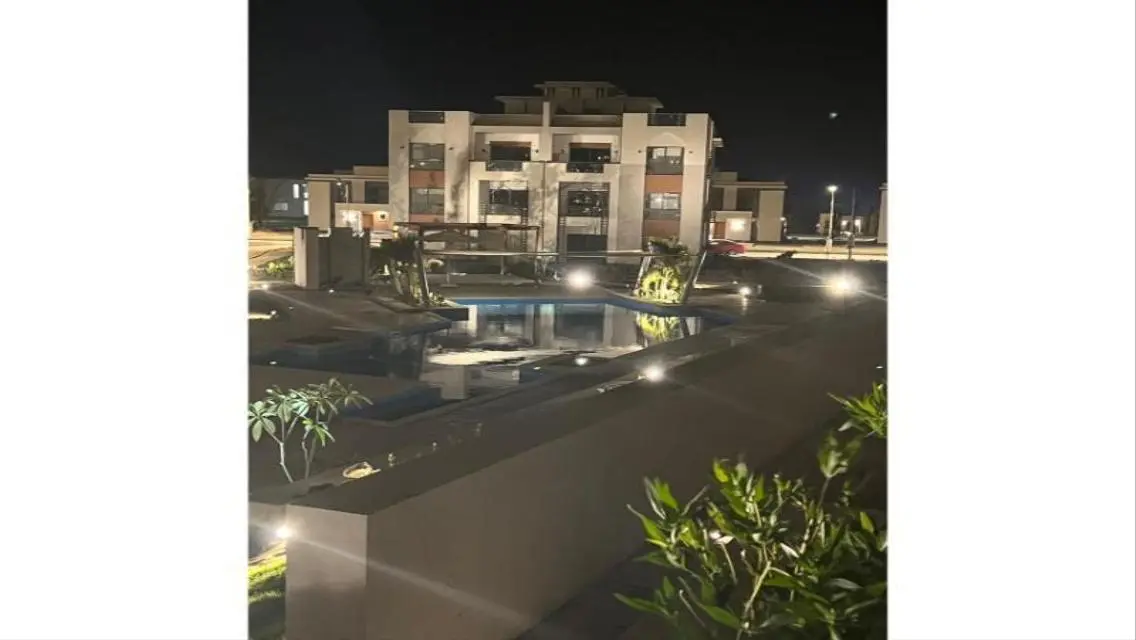 بيت رائع في منطقة بحيرات مع مميزات فاخرة