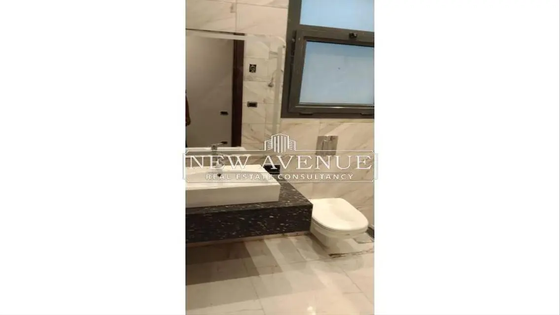 Luxury Apartment in V-Residence-188