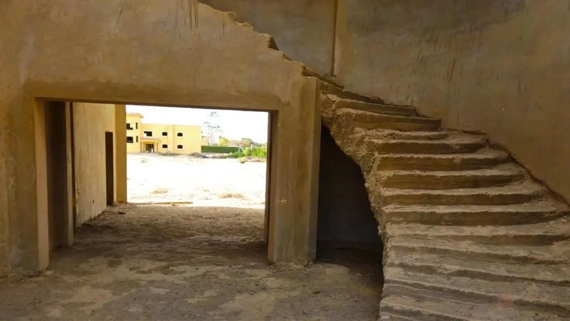فيلا فاخرة للبيع في المهجر