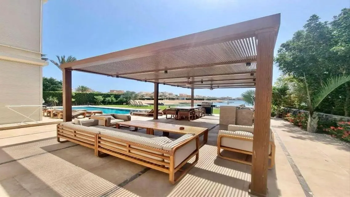 Luxurious Villa with Spacious Layout for Sale in Prime Location