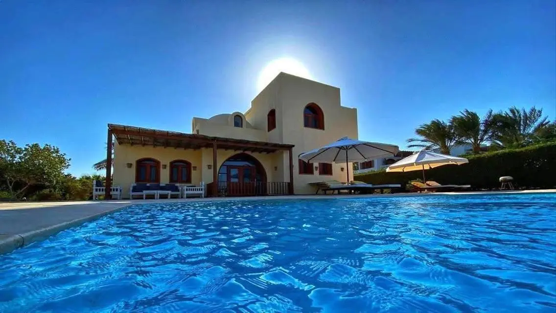 Luxurious Villa with Spacious Layout for Sale in Prime Location