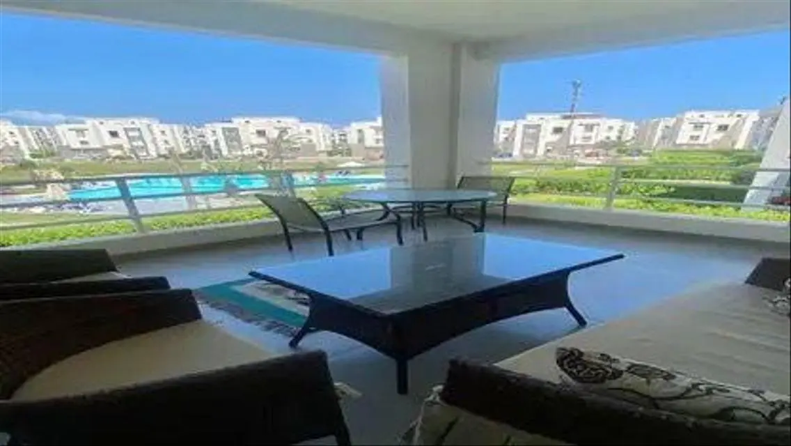 شقة فاخرة بإطلالة على البحر والجبل في هايد بارك