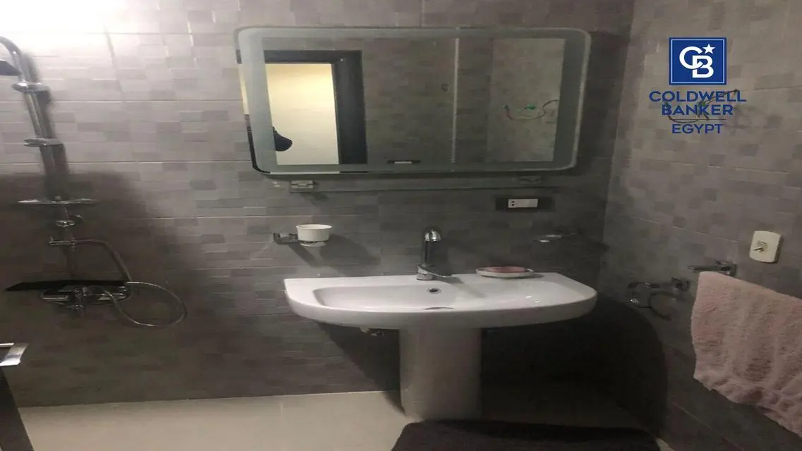 Luxury Apartment in the Heart of Cairo - Attractive Price 70,000 EGP