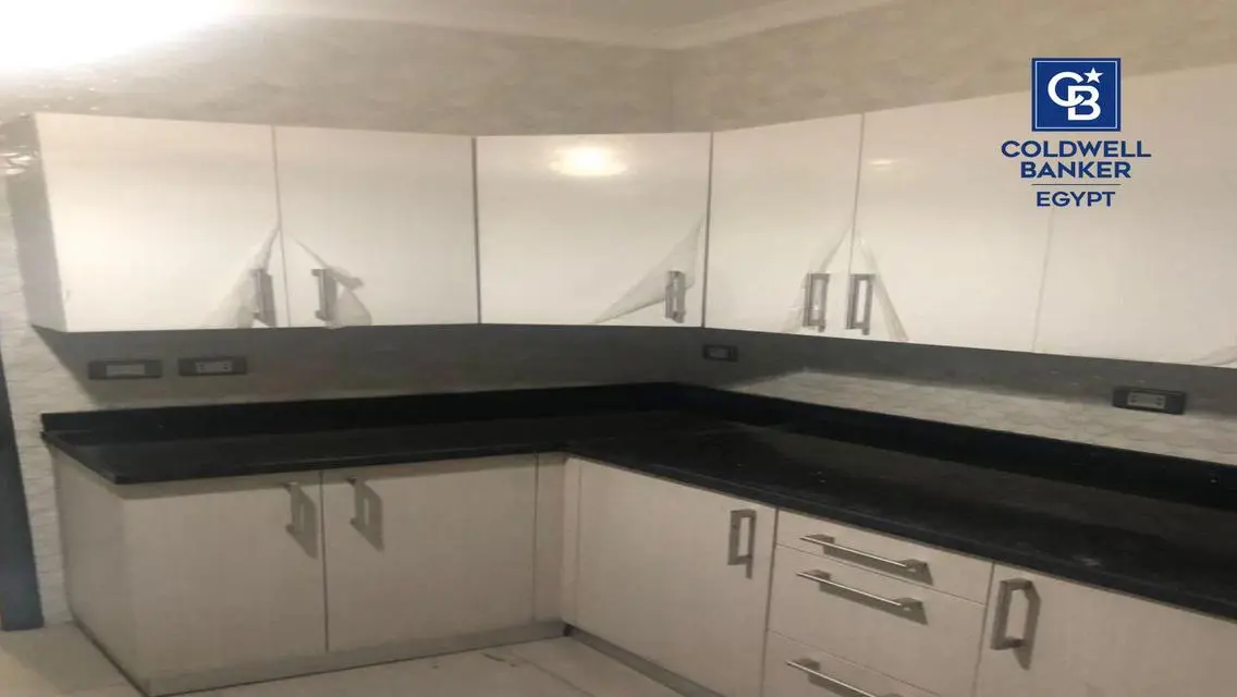 Luxury Apartment in the Heart of Cairo - Attractive Price 70,000 EGP