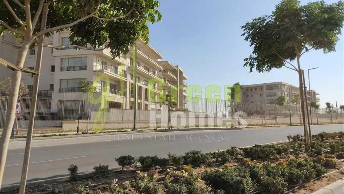 شقة فاخرة مع جميع المرافق بالقرب من المحور