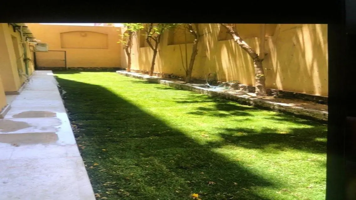شقة فاخرة 3 غرف نوم للبيع في موقع متميز
