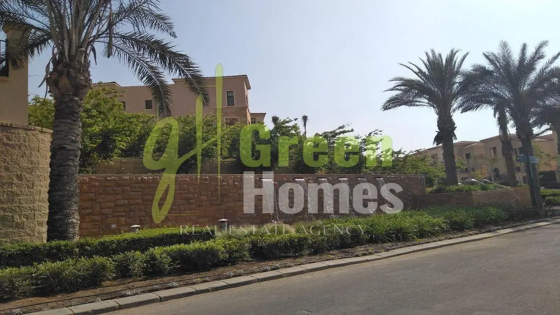 Stunning Villa with Private Pool and Spacious Layout