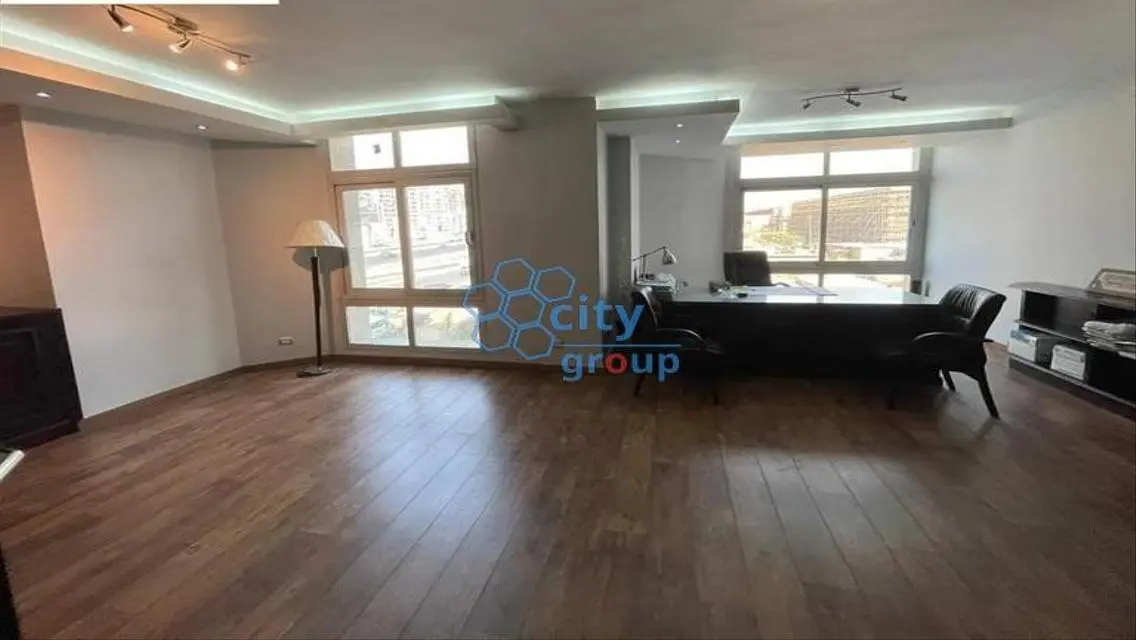 Spacious 450 sqm Apartment for Sale