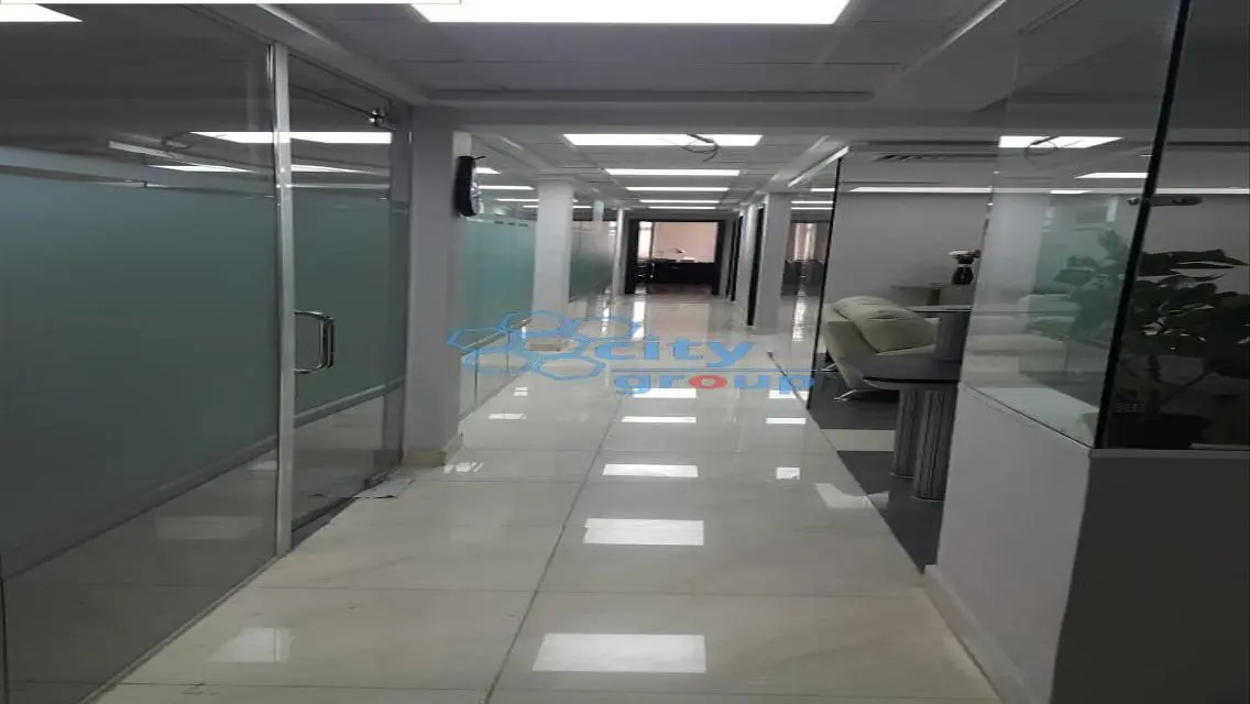 Spacious 450 sqm Apartment for Sale