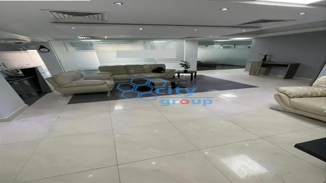 Spacious 450 sqm Apartment for Sale