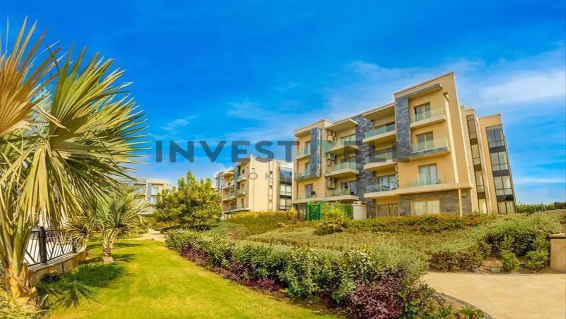Luxury Apartment for Sale - 10 Rooms and 3 Bathrooms