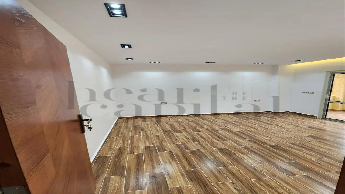 Luxury Villa with Private Balcony and Garden