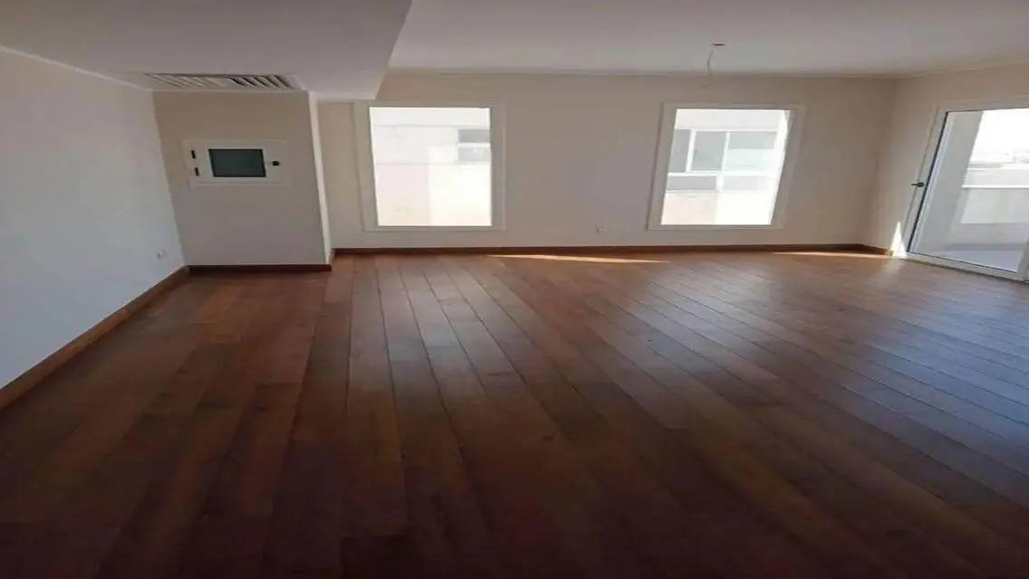 Luxury Apartment with Stunning Lake View at an Attractive Price