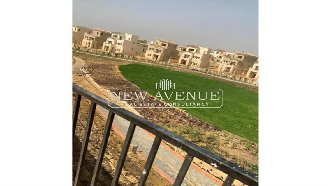 Luxury Villa with Private Garden for Sale
