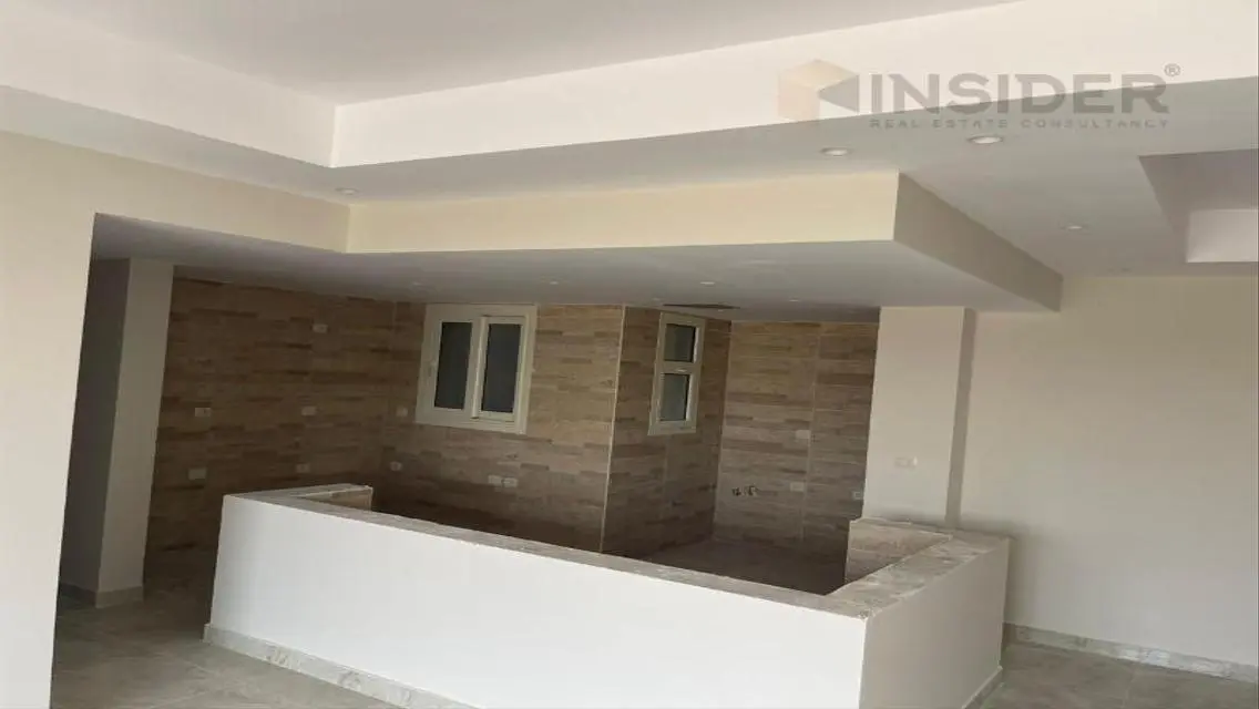 Luxury Apartment for Sale with Lake View