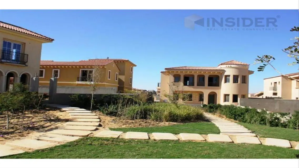 Luxurious Villa with Pool and Private Garden