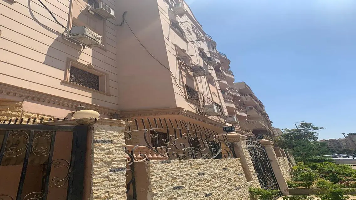Luxury Apartment for Sale with Spacious Design