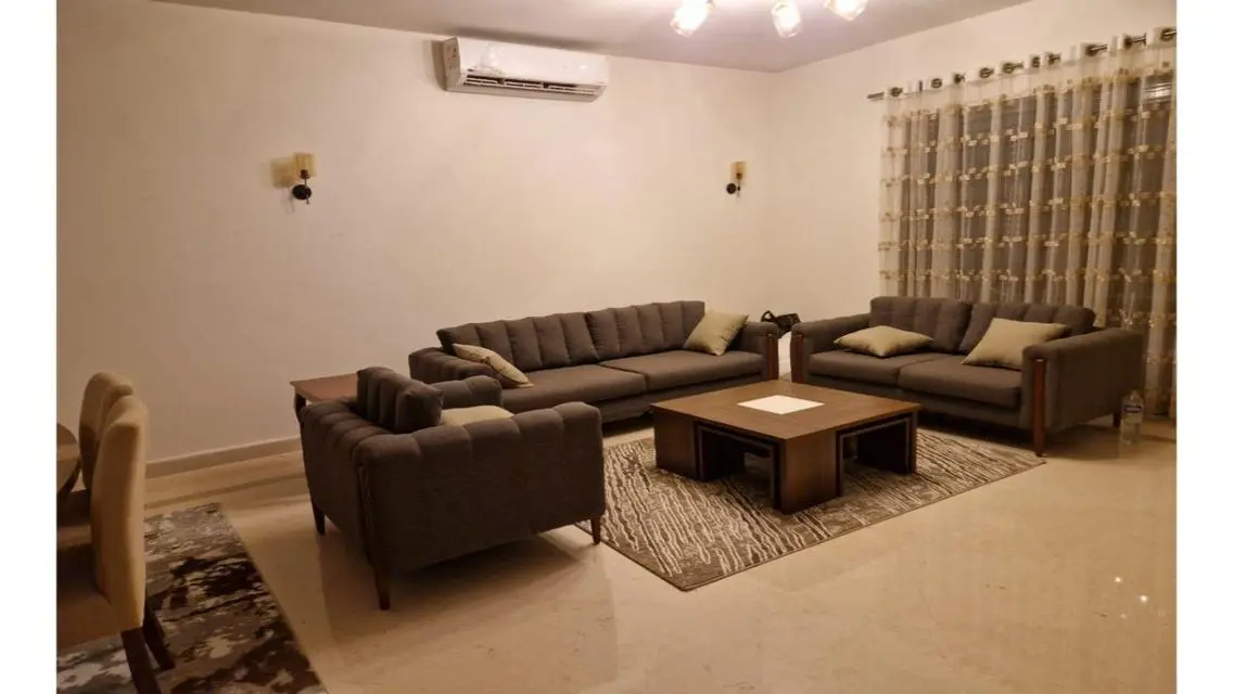 Luxury 3-Bedroom Apartment for Sale - 186 sqm