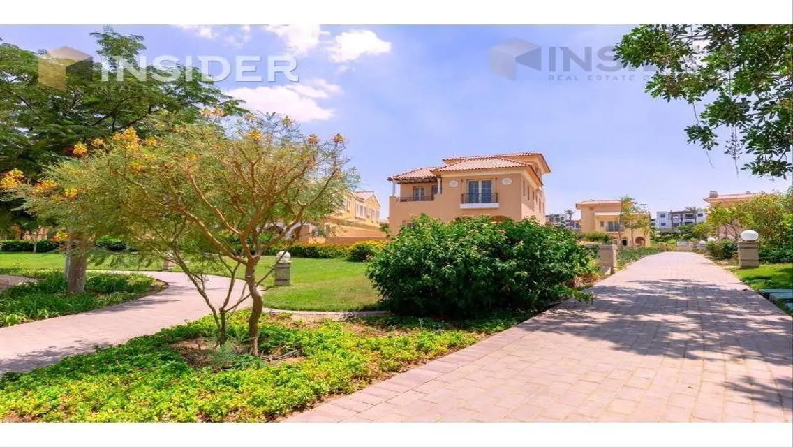 Modern Home with Private Garden and Pool