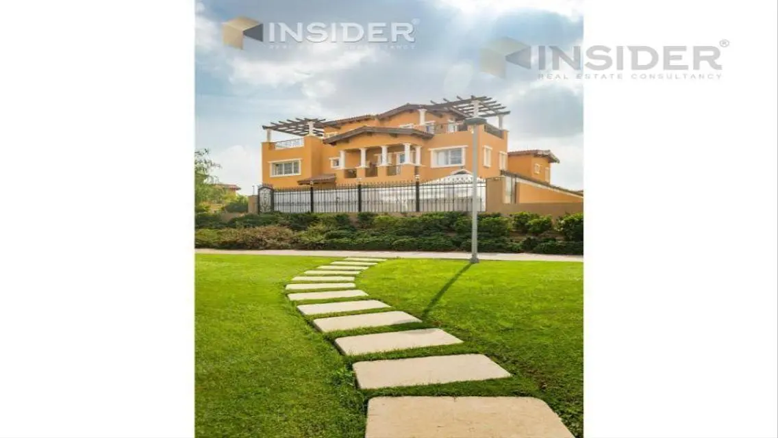 Modern Home with Private Garden and Pool