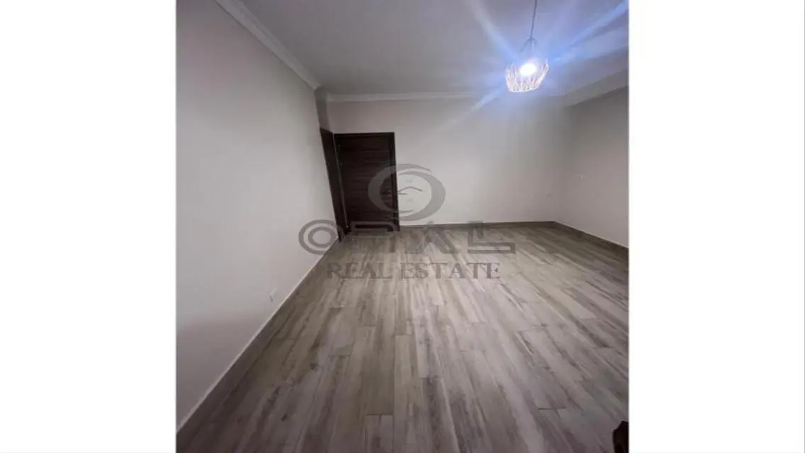 Apartment for Rent in Westown, Beverly Hills