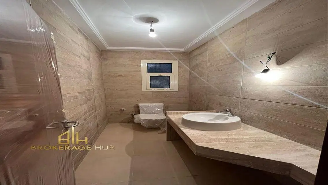 Modern Oro Apartment