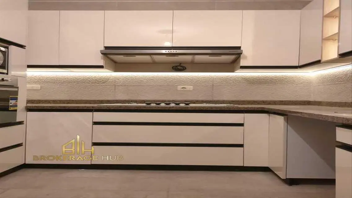 Modern Oro Apartment