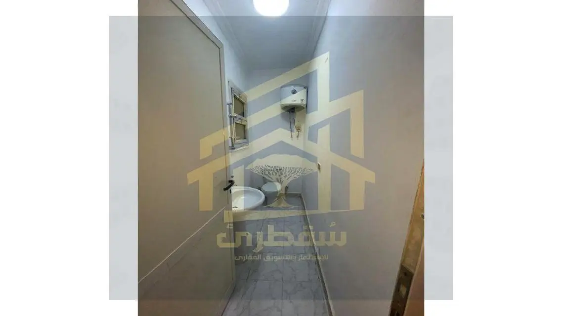 شقة فاخرة بمساحة 140 متر للبيع