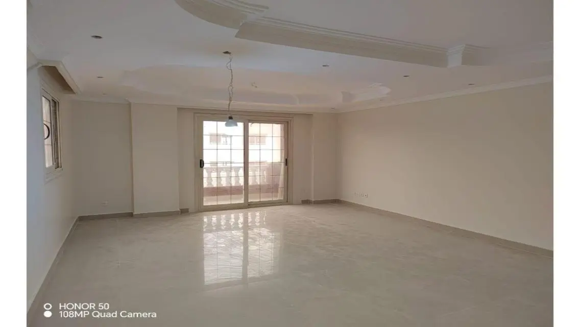 200 sqm Apartment with Open View