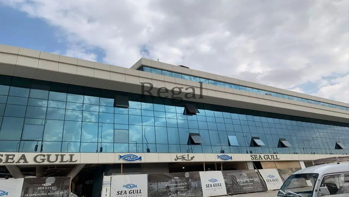Administrative Commercial Mall for Rent in Plaza Amaze