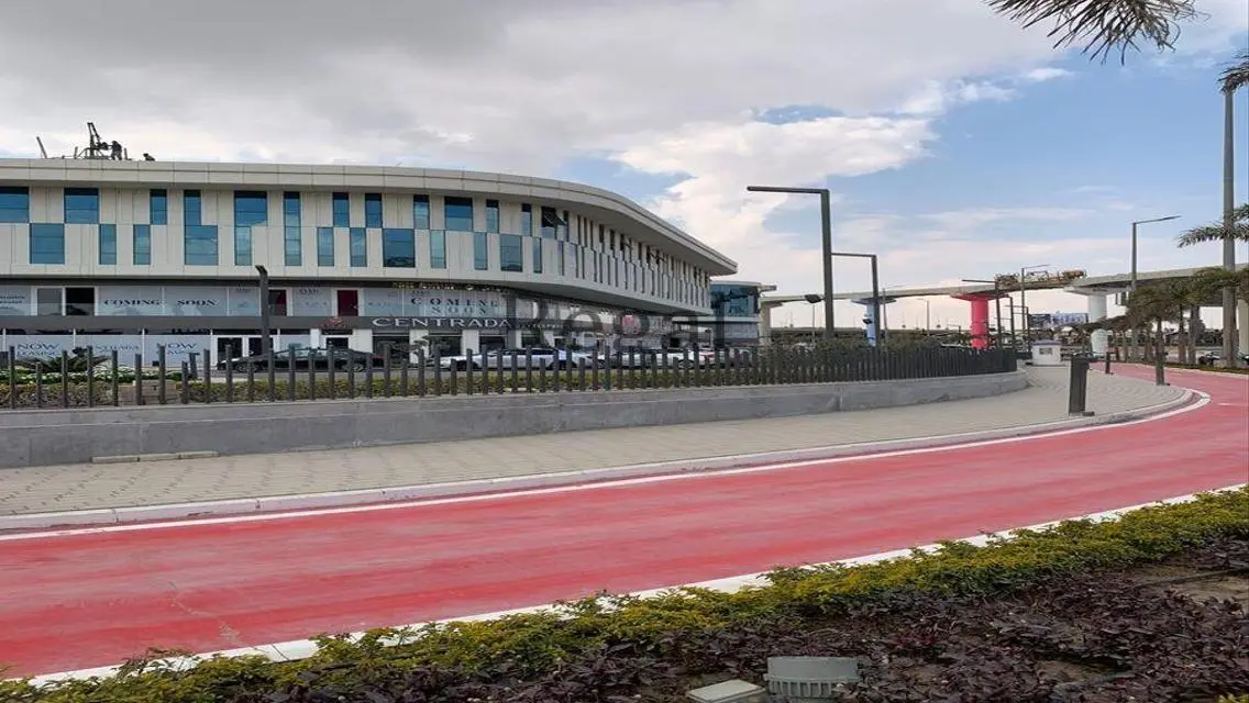Administrative Commercial Mall for Rent in Plaza Amaze