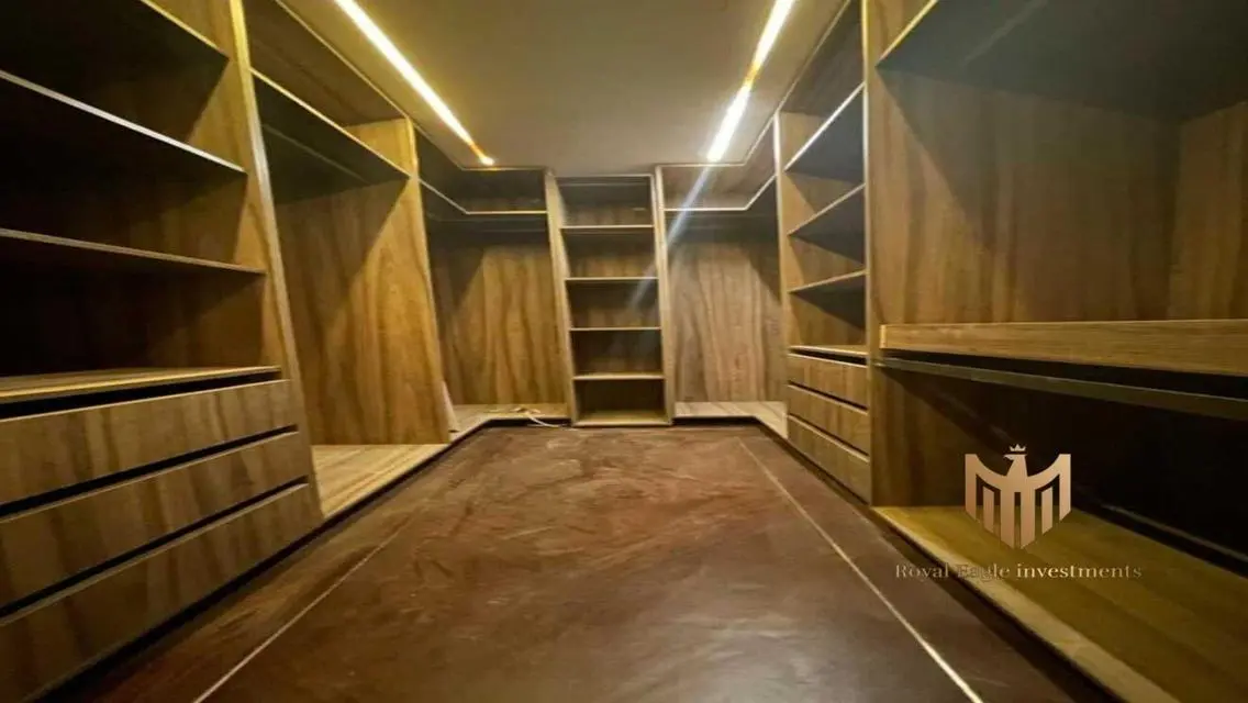 Luxury Apartment for Sale with 2303m Space in the City Center
