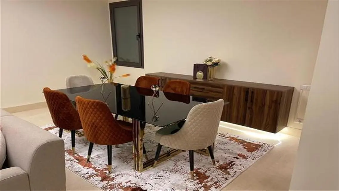 Stunning Apartment with 170 sqm Space in the Heart of the City