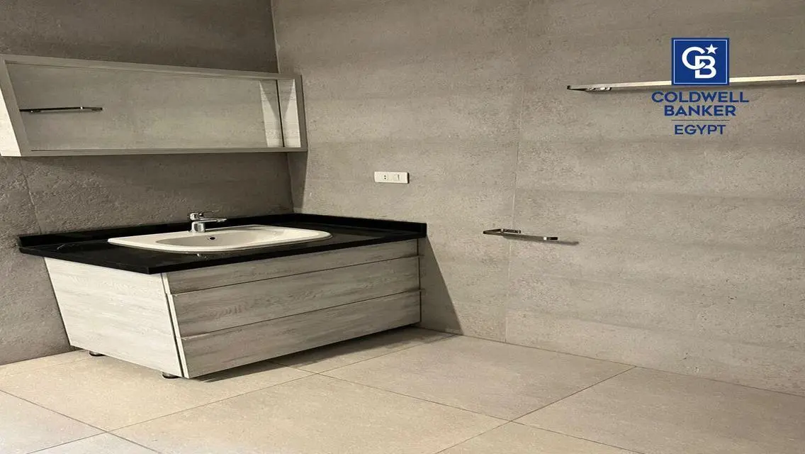 Luxury Apartment for Sale at Coldwell Banker