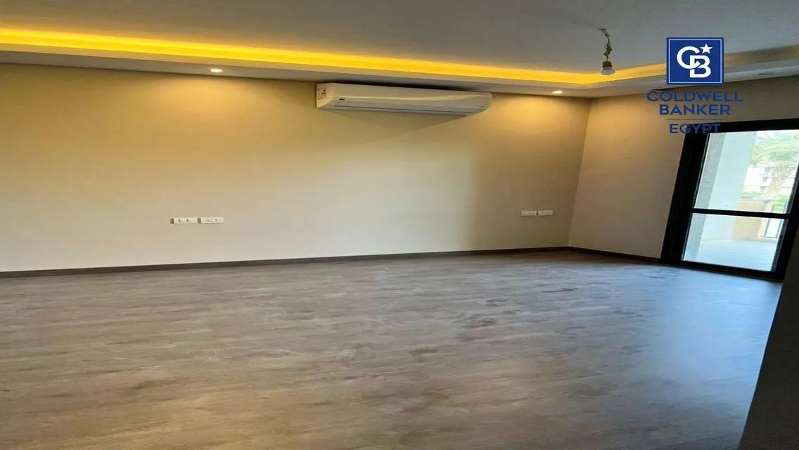 Luxury Apartment for Sale at Coldwell Banker