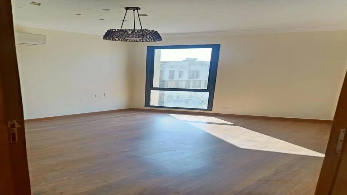 Luxury Apartment for Sale in the Heart of the City