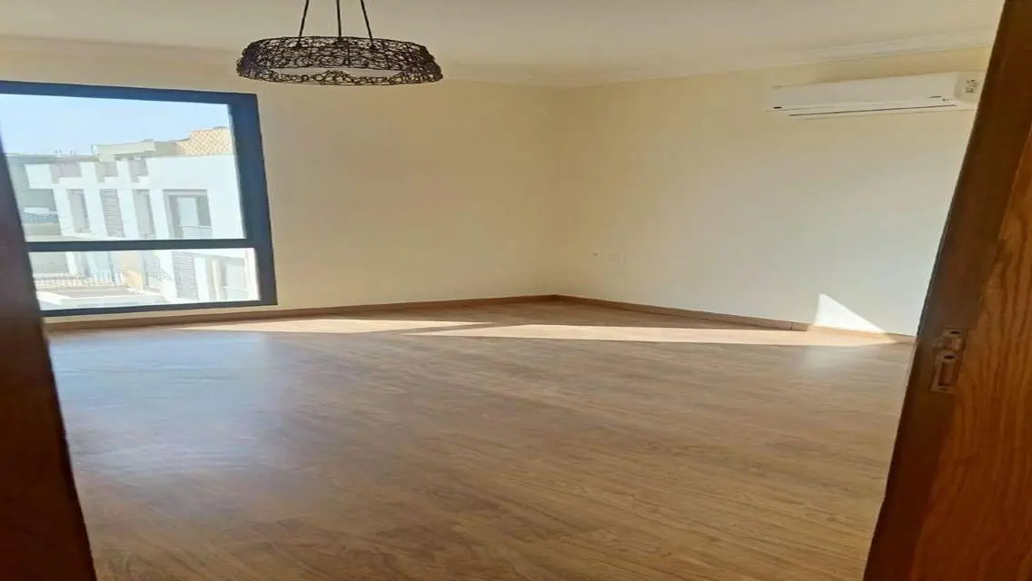 Luxury Apartment for Sale in the Heart of the City