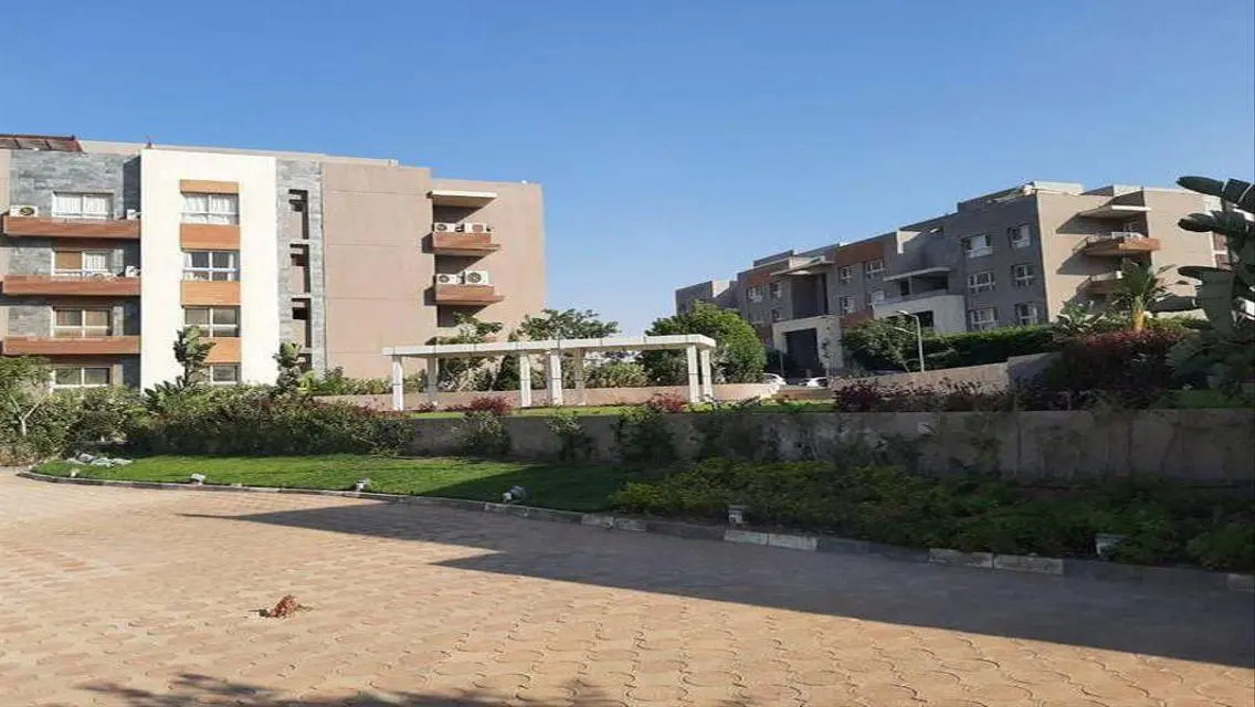 Luxury Apartment in Zayed Regency
