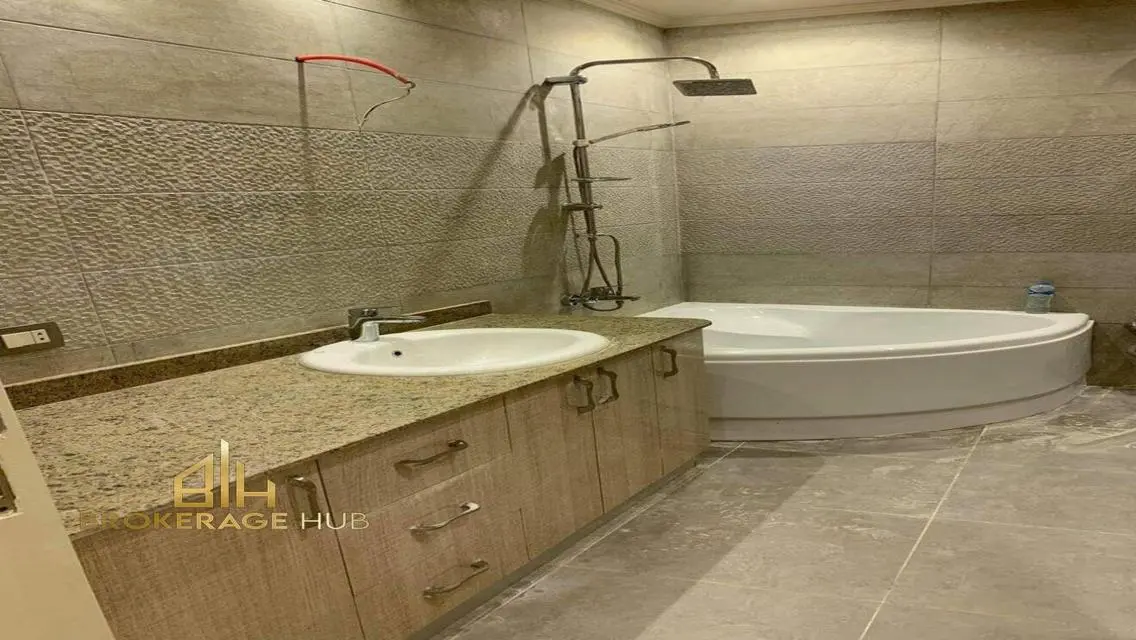 Luxury Apartment for Sale with Stunning Views