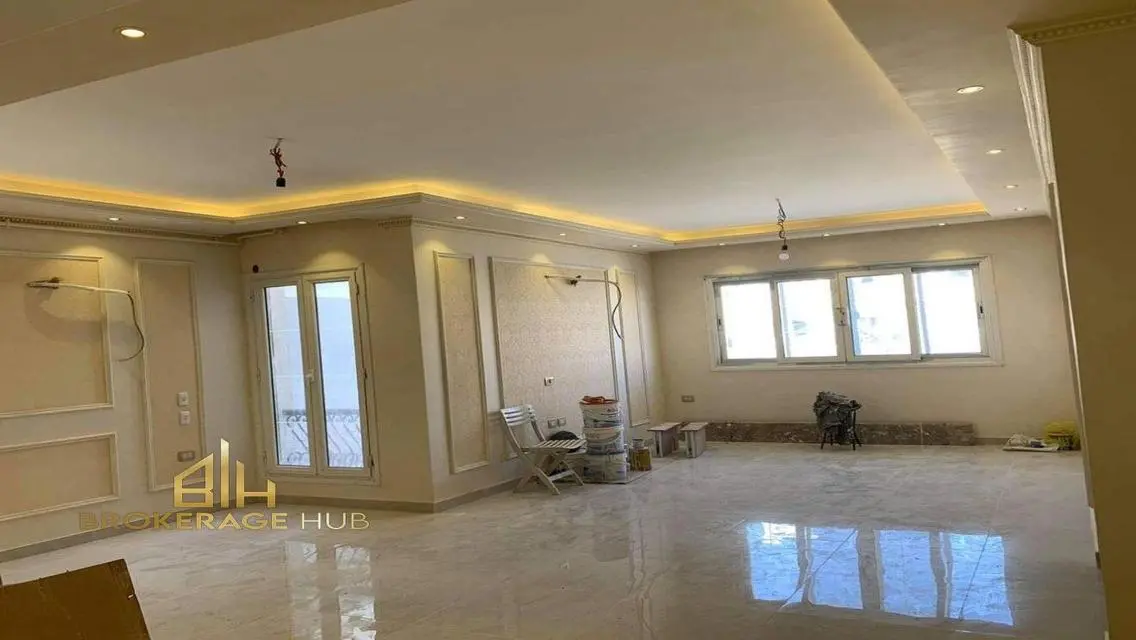 Luxury Apartment for Sale with Stunning Views