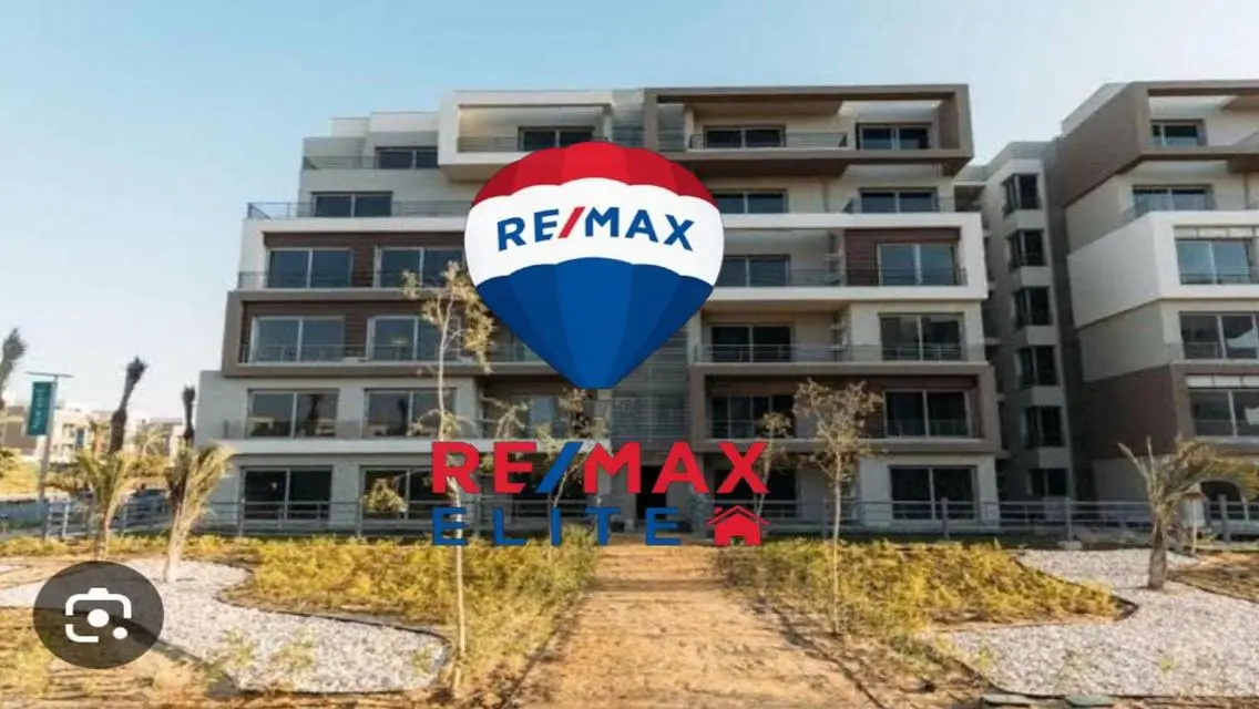 Luxury Apartment with 172-Square-Meter Space in the City Center