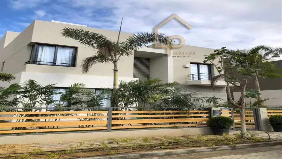 Luxury Villa for Sale in Badya Palm Hills